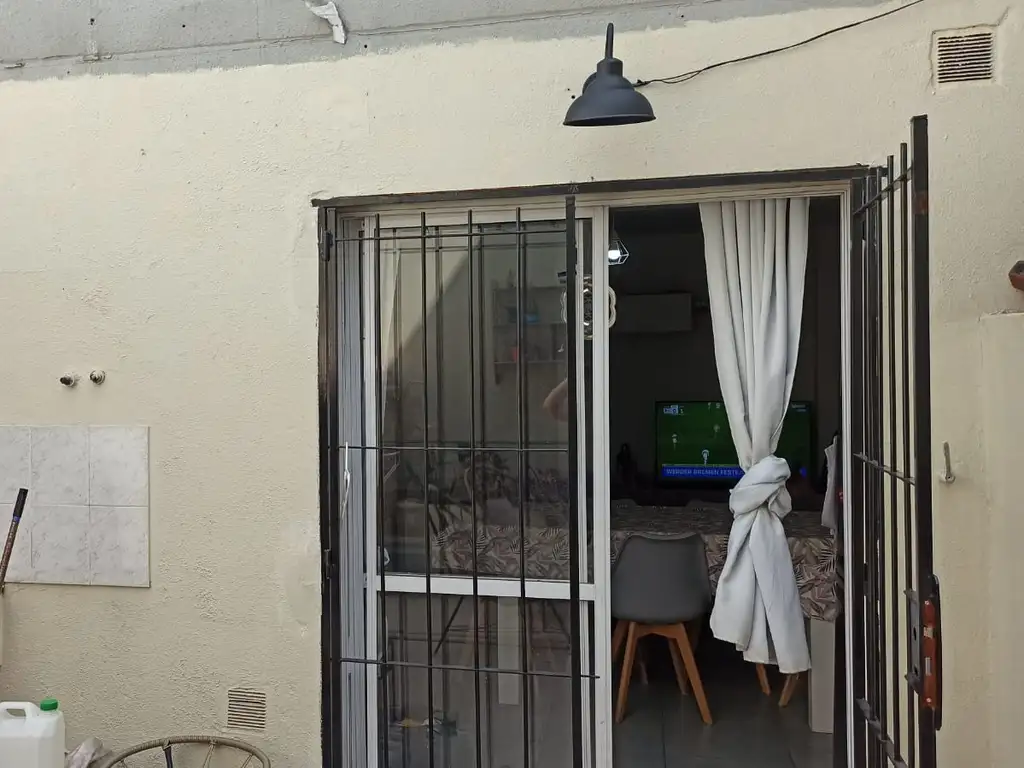 Foto de departamento de 2 ambientes planta baja al frente patio apto credito, imagen 3