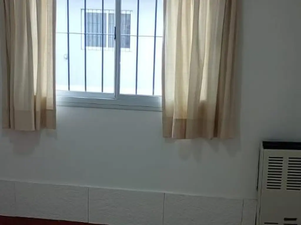 Foto de Alquiler 24 meses dúplex 2 ambientes. BºRegional., imagen 3