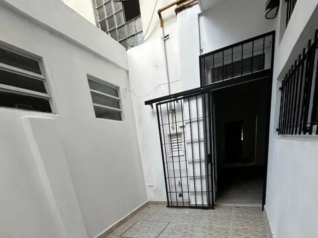 Foto de 2 amb planta baja al frente patio, imagen 4