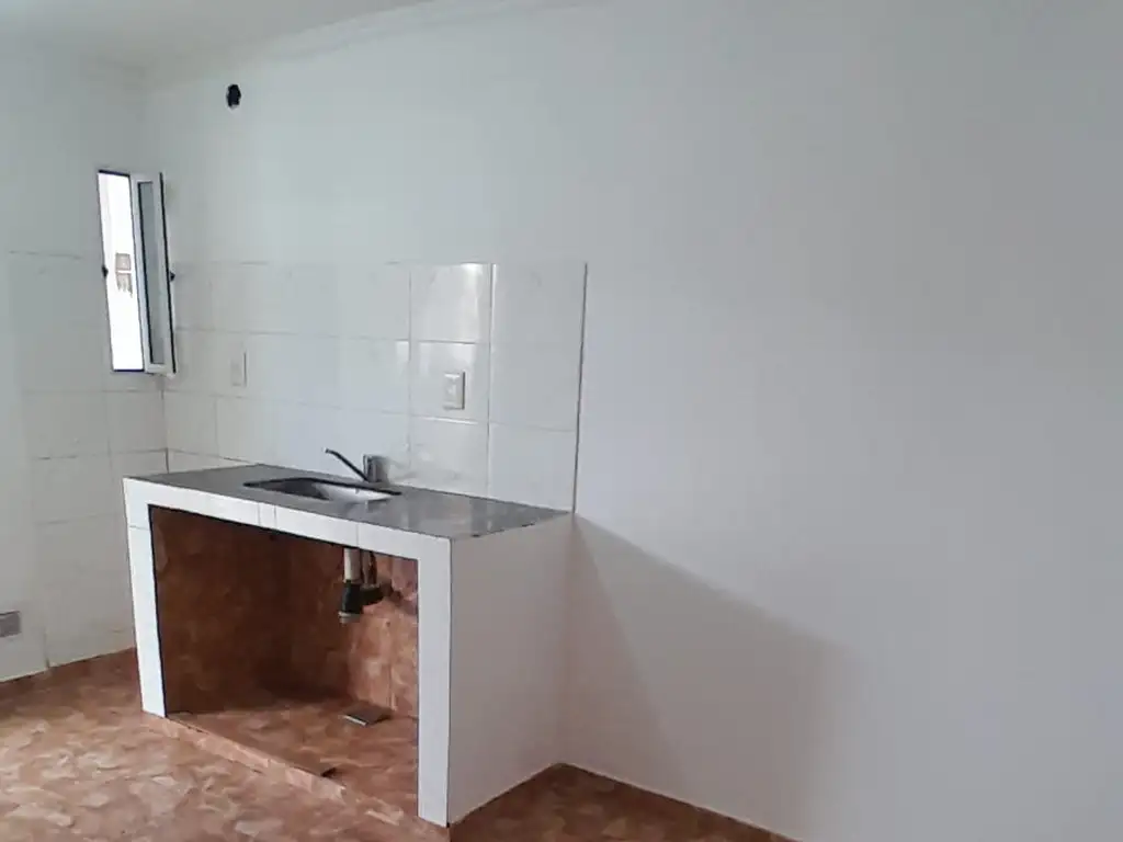 Foto de 2 AMBIENTES EN MUY BUENA UBICACION!, imagen 2