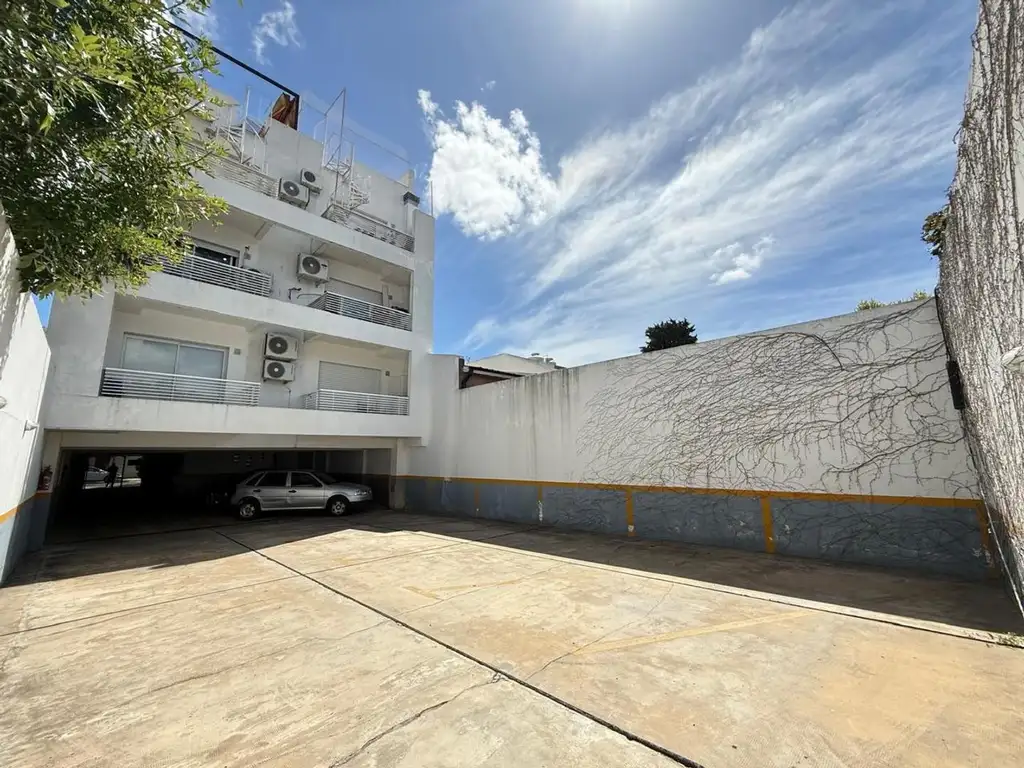 Foto de Oportunidad Cochera en venta CABA- Villa Pueyrredon, imagen 5