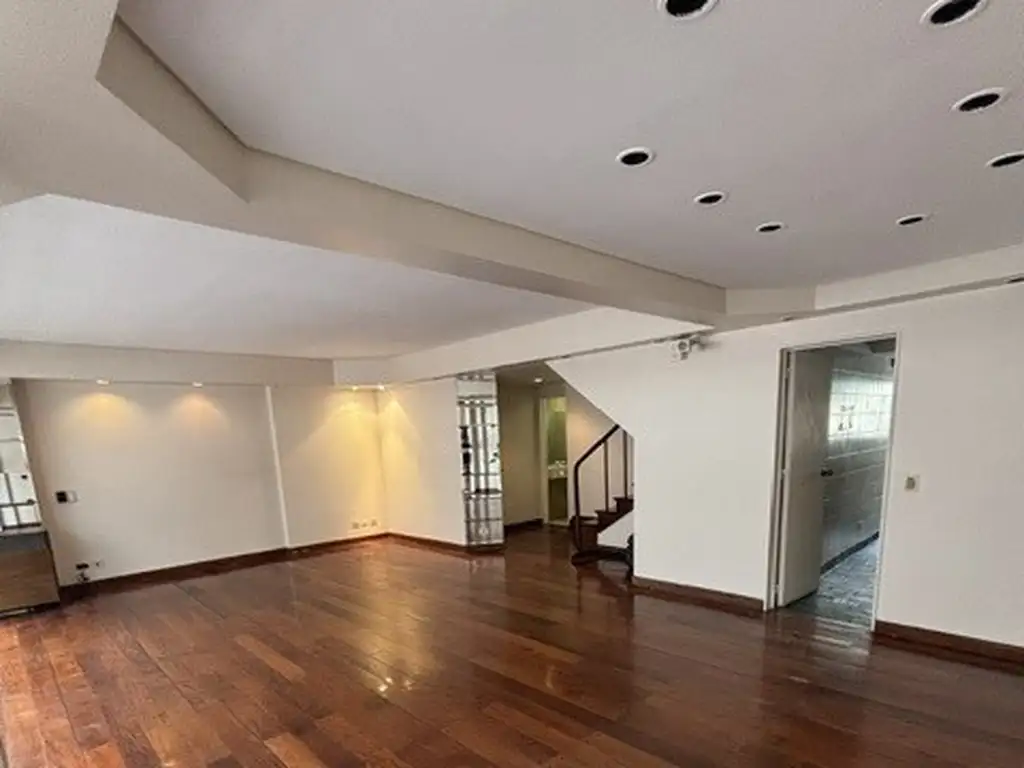 Foto de ALTO PALERMO 5 AMB. C/DEP. EN DUPLEX 5° Y 6° PISO 194m2tot.c/cochera, imagen 3