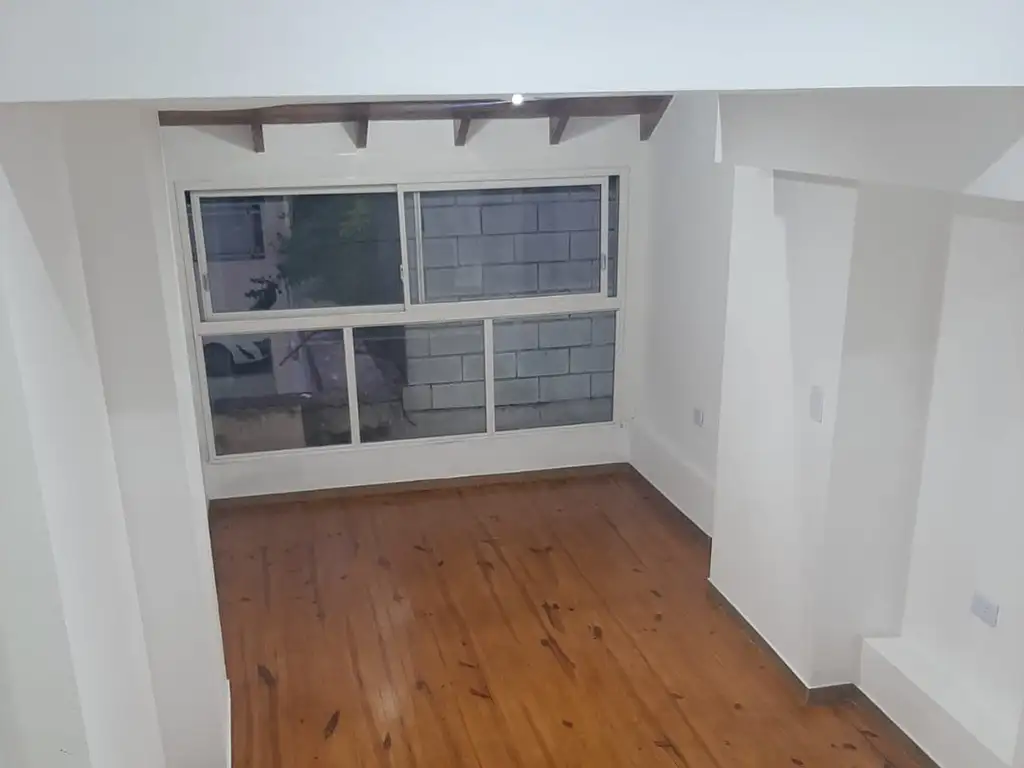 Foto de Dpto tipo casa 3 ambientes en alquiler, imagen 1