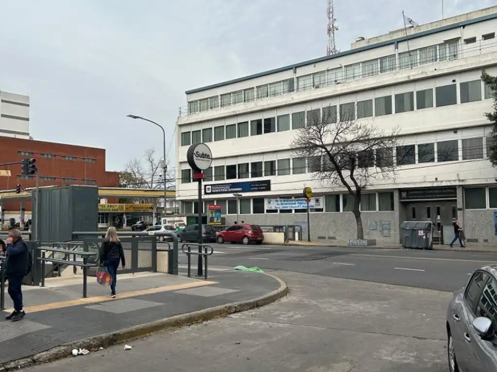 Foto de A 15 mts de estación subte Tronador, imagen 1