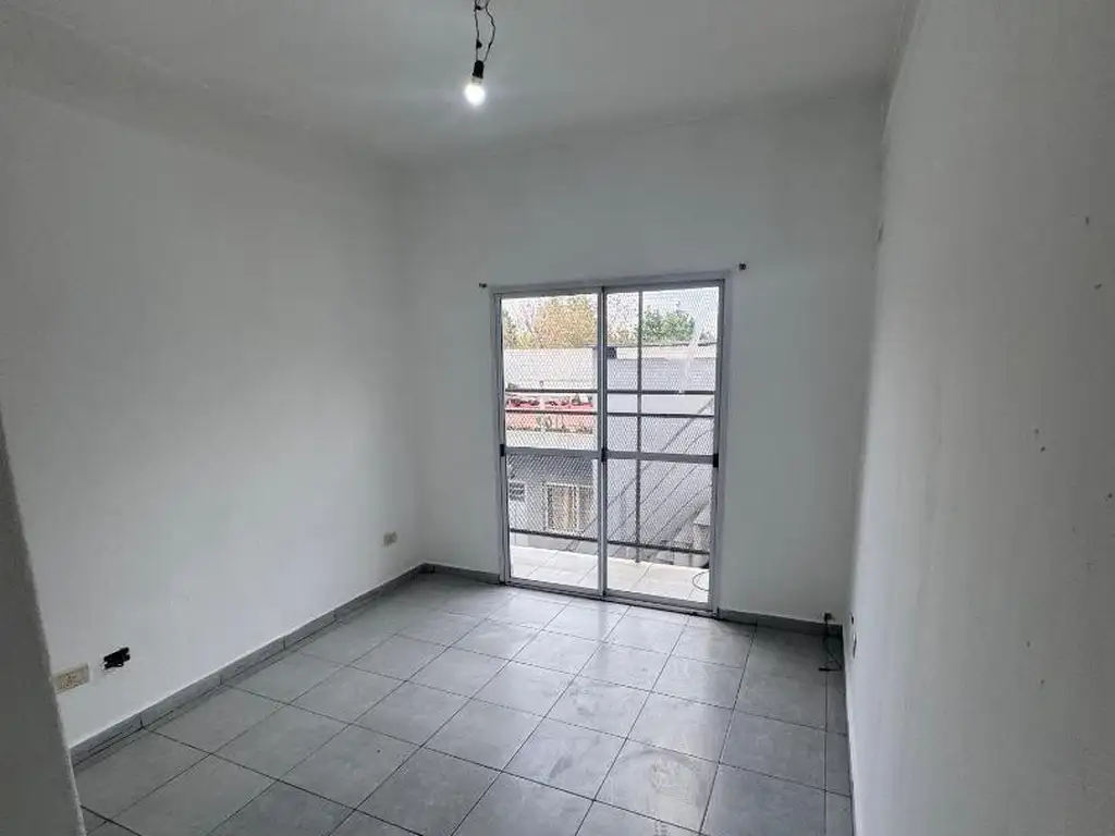 Foto de DEPARTAMENTO 2 amb - COCHERA OPCIONAL. A 3 C VERGARA, imagen 5