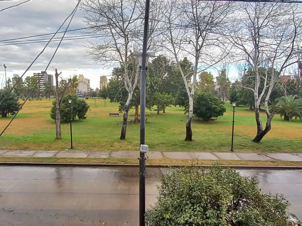 Foto de DEPTO 1 DORM. EN ALQUILER CON VIST A PARQUE ALBERTI- LA PATA - DANIEL, imagen 2