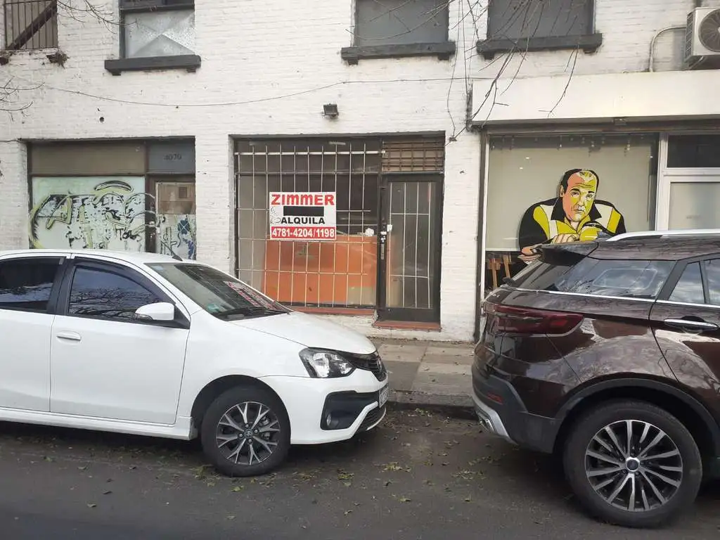 Foto de SAAVEDRA MANZANARES ZONA COMERCIAL SIN EXPENSAS CONSULTE A MTS DE AV, imagen 2