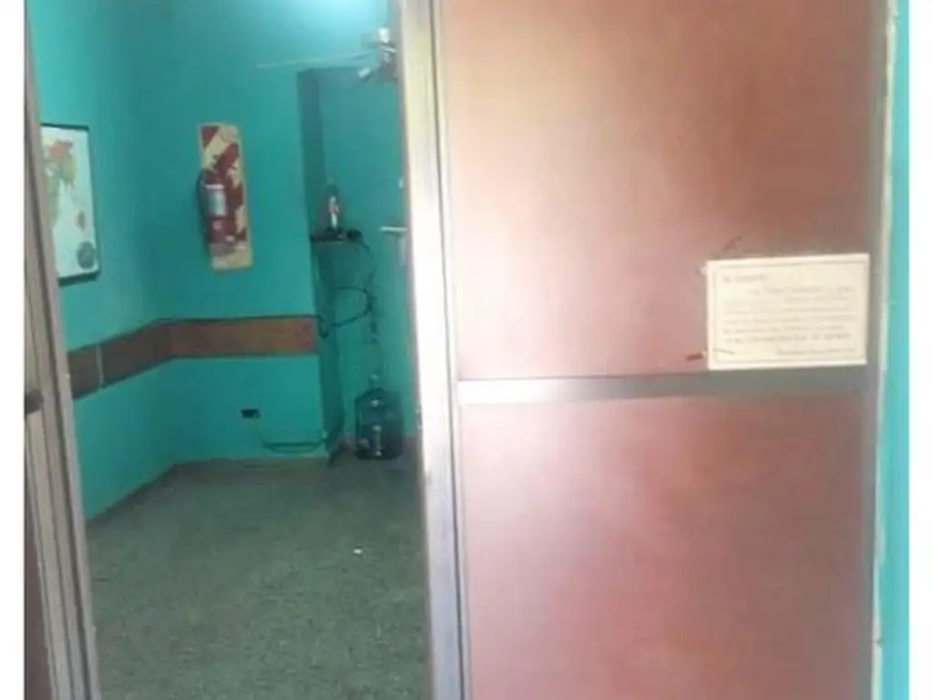 Foto de Venta de local en Avenida 10300, Villa Luro, imagen 2