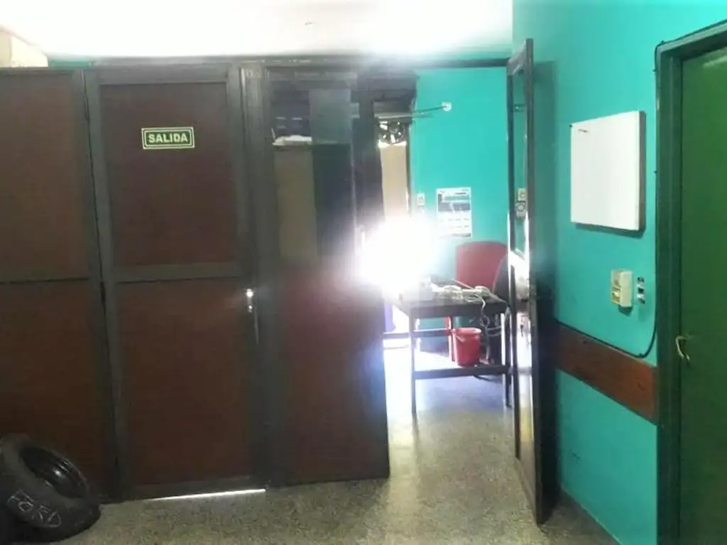 Foto de Venta de local en Avenida 10300, Villa Luro, imagen 3