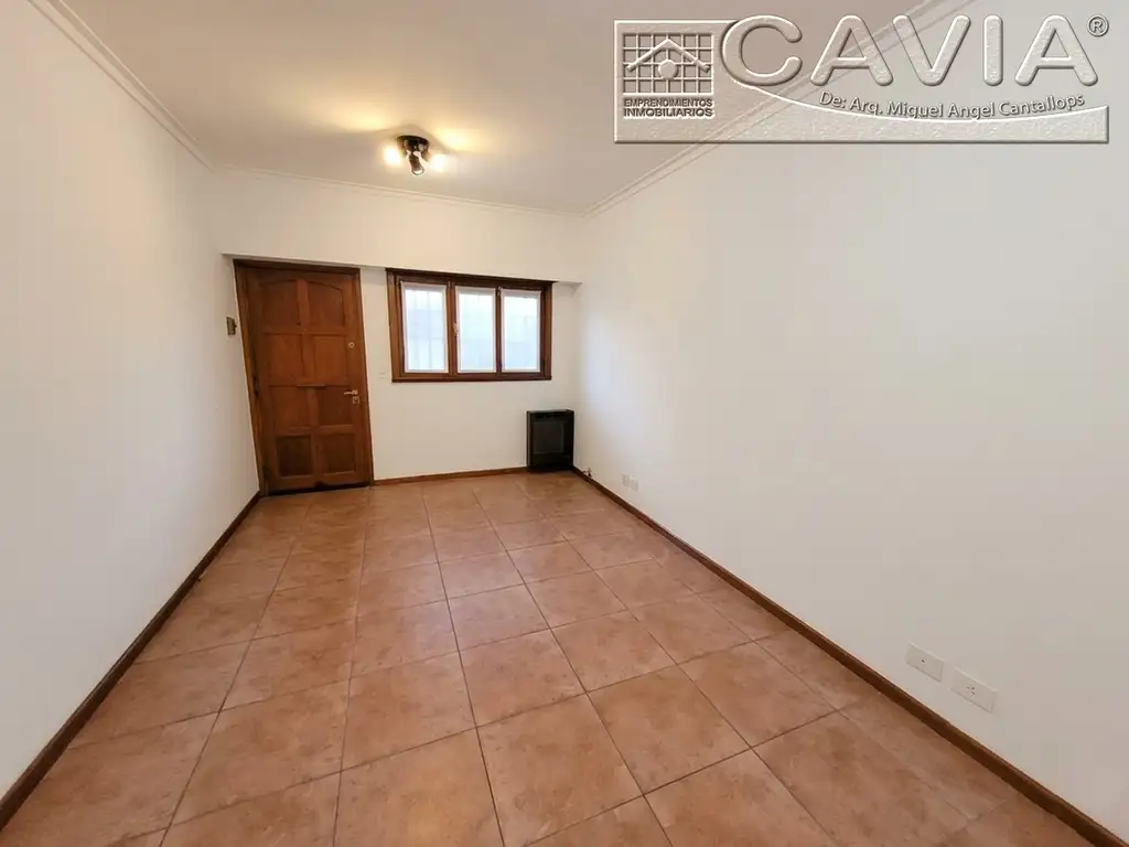 Foto de 2 amb frente entrada independiente, amplia cocina equipada, patio, imagen 3