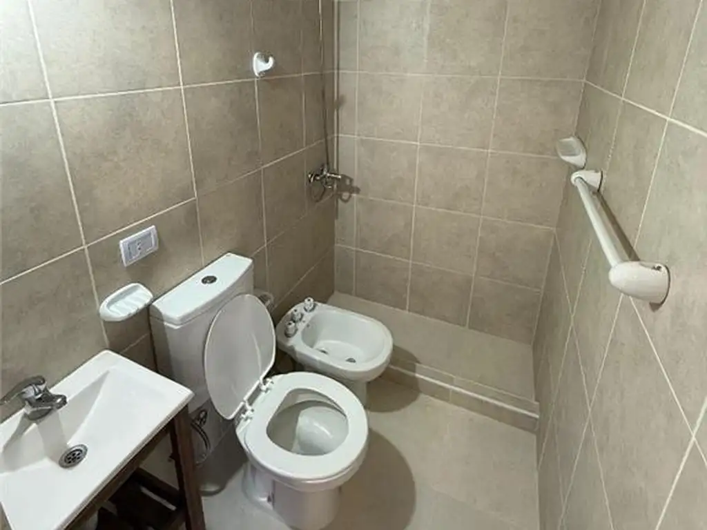 Foto de DEPARTAMENTO 1 AMBIENTE - SAN MARTÍN, RÍO GRANDE, imagen 1