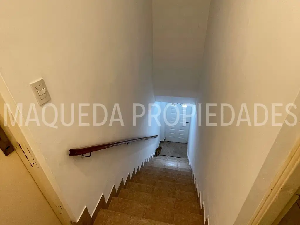 Foto de Ph 2 Ambientes En Primer Piso Al Frente Con Balcon, imagen 5