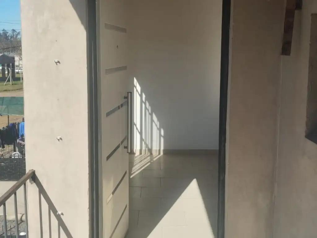 Foto de DEPARTAMENTO 1º PISO - Bº SARMIENTO - LA LONJA - MUY BUENO -, imagen 1