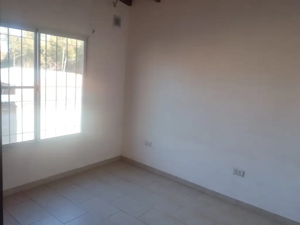 Foto de DEPARTAMENTO 1º PISO - Bº SARMIENTO - LA LONJA - MUY BUENO -, imagen 3