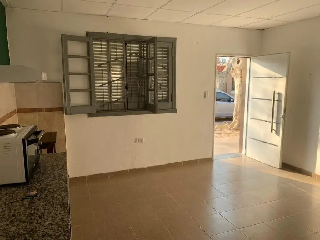 Foto de Casa en Alquiler en Granadero Baigorria, imagen 5