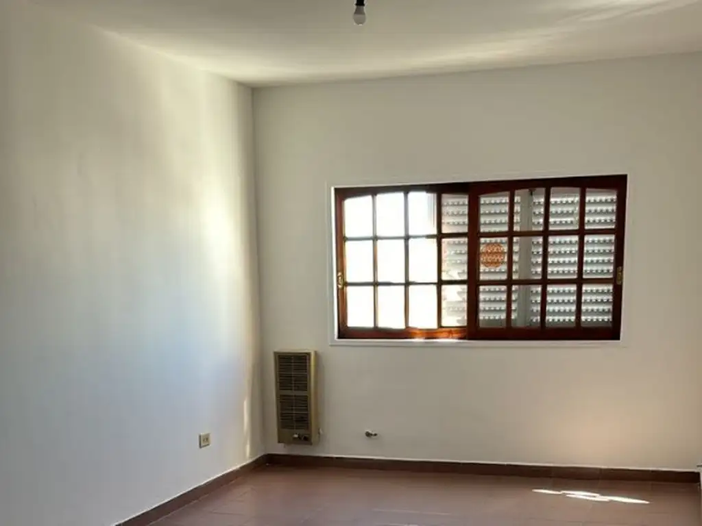 Foto de Departamento en alquiler dos ambientes en Boedo, no paga expensas, AySA, imagen 4