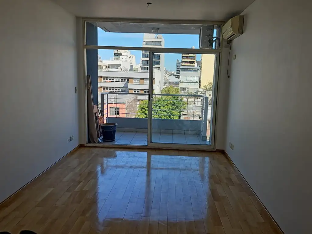 Foto de Hermoso dpto de 2 amb Frente y Contrafrente con Amenities, imagen 5