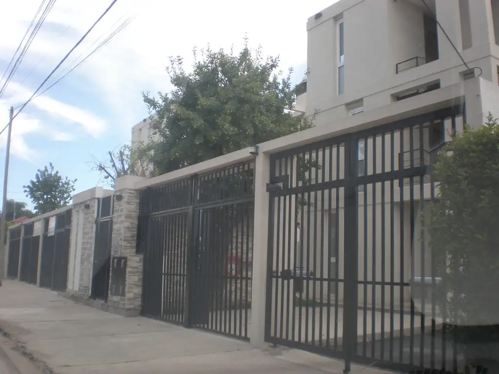 Foto de ALQUILA DEPTO 3 AMB C/ COCHERA Y PILETA -Villa Morra-Pilar, imagen 1