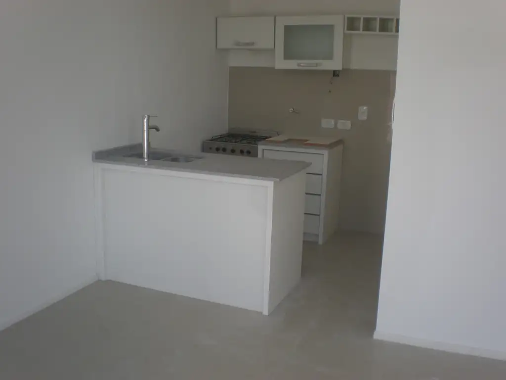 Foto de ALQUILA DEPTO 3 AMB C/ COCHERA Y PILETA -Villa Morra-Pilar, imagen 3