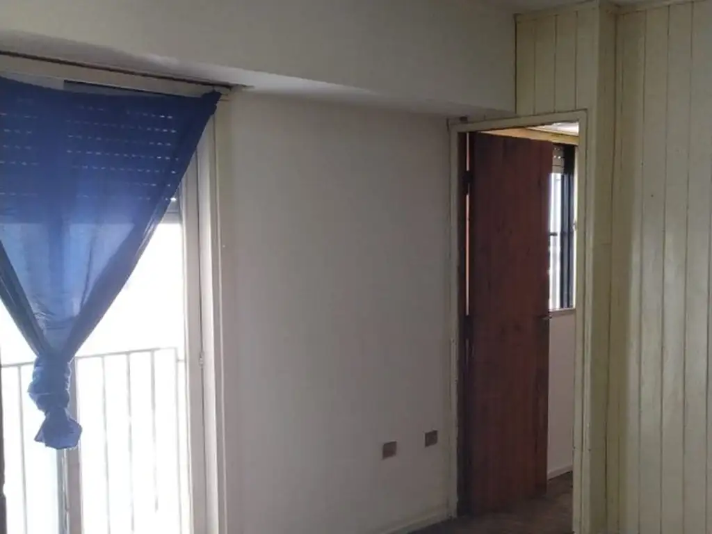 Foto de Departamento monoambiente dividido. muy luminoso Munro centro, imagen 2