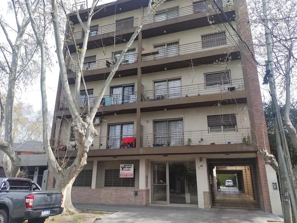 Foto de DEPARTAMENTO 2 AMBIENTES y COCHERA, imagen 3