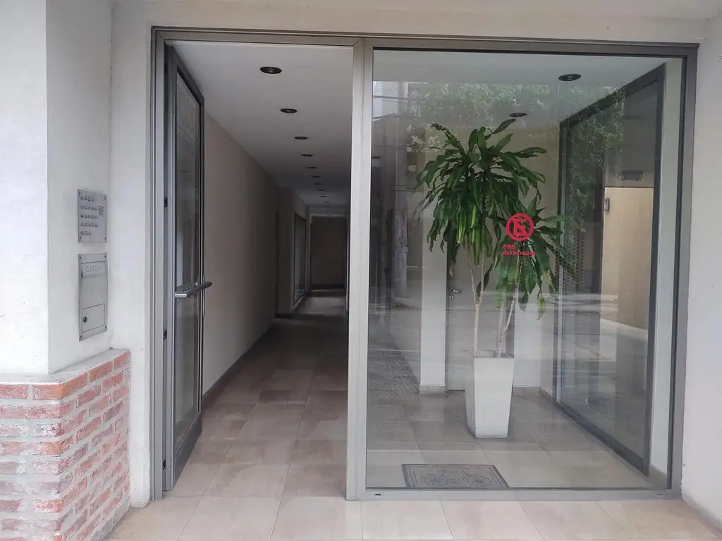 Foto de DEPARTAMENTO 2 AMBIENTES y COCHERA, imagen 1