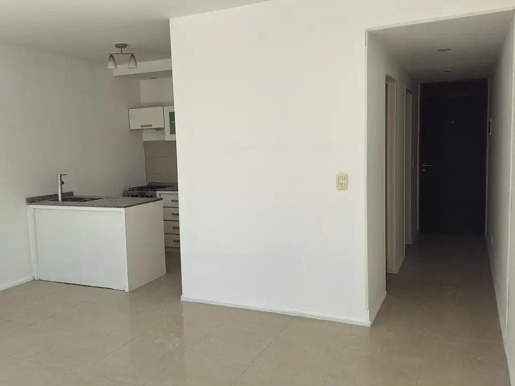 Foto de ÁLQUILA DEPARTAMENTO 2 AMB. Con COCHERA y PILETA - PILAR, imagen 5