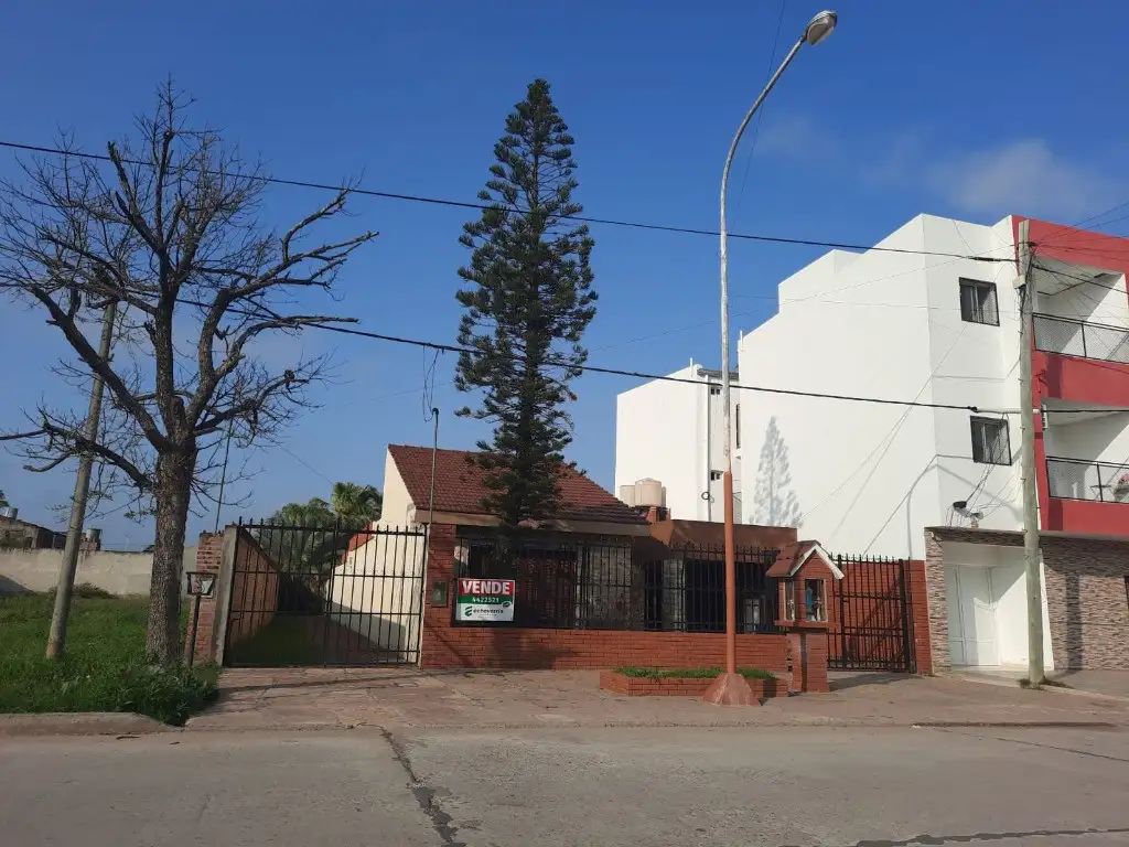 Foto de CASAS - CASA - ORO BLANCO, PRESIDENTE ROQUE SÁENZ PEÑA, imagen 2