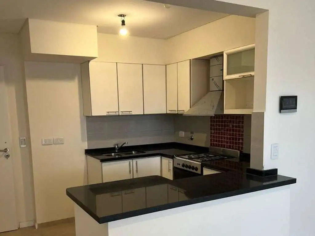 Foto de Hermoso Monoambiente al frente con balcon, SUM, Solarium, Parrilla, imagen 3