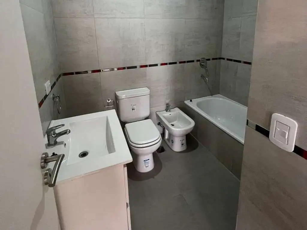 Foto de Hermoso Monoambiente al frente con balcon, SUM, Solarium, Parrilla, imagen 5