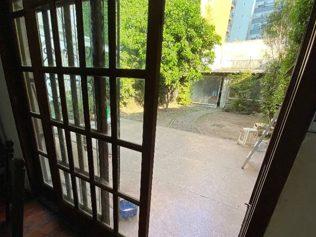 Foto de Excelente Planta Baja contrafrente, Es como una casa con tu jardín en, imagen 3