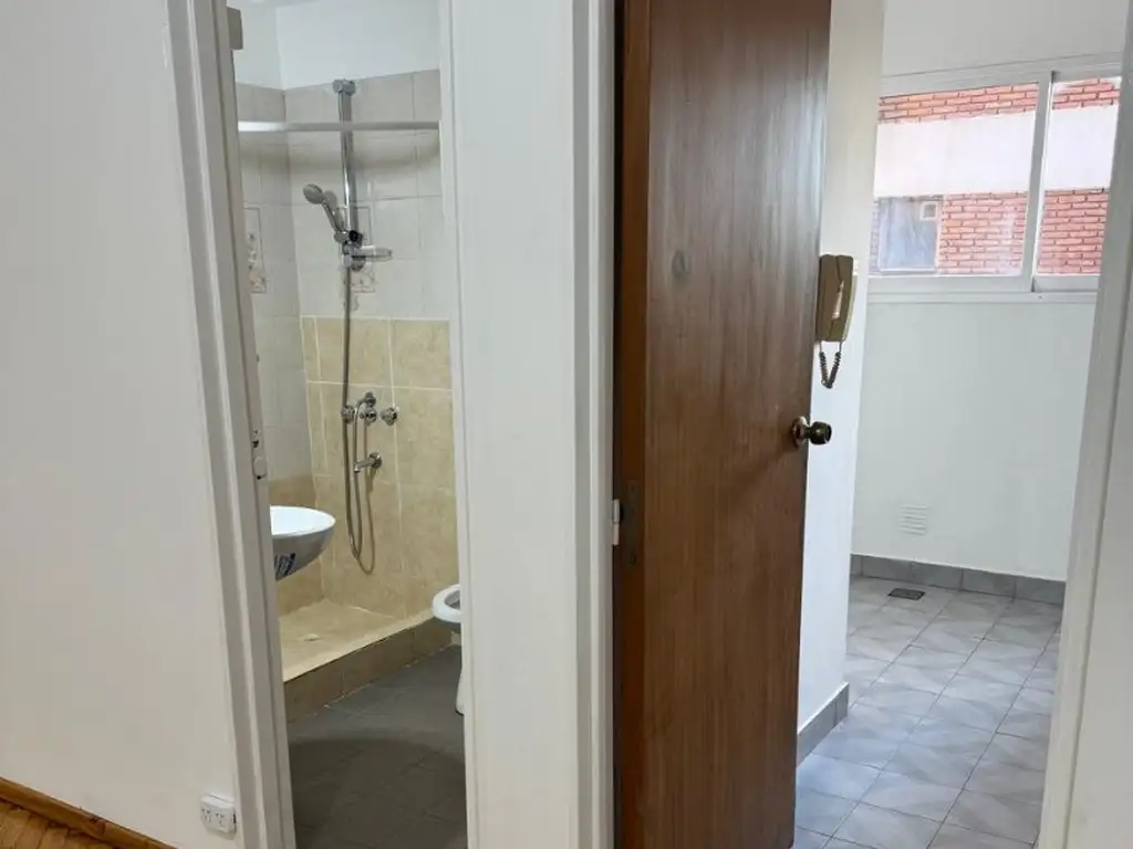 Foto de DEPARTAMENTO MONOAMBIENTE CON COCINA EN VENTA, imagen 3