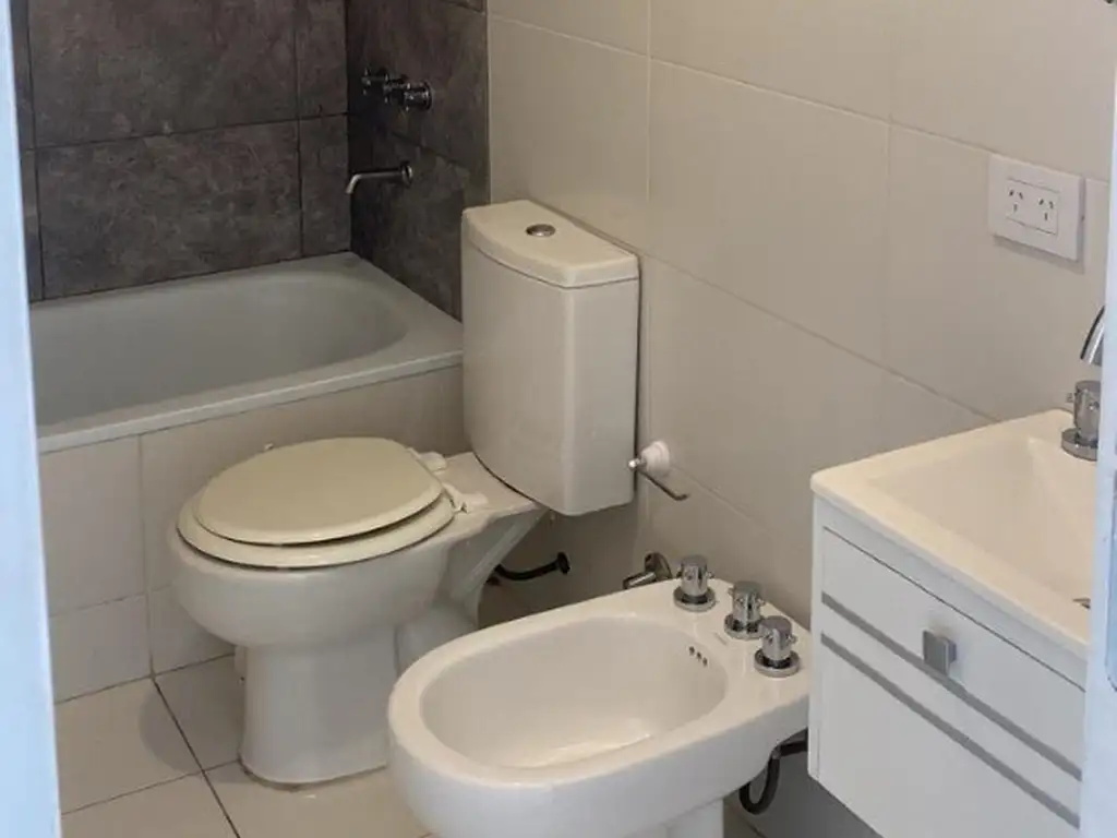 Foto de 2 AMBIENTES EN DUPLEX CON DOBLE BALCÓN TERRAZA, imagen 3