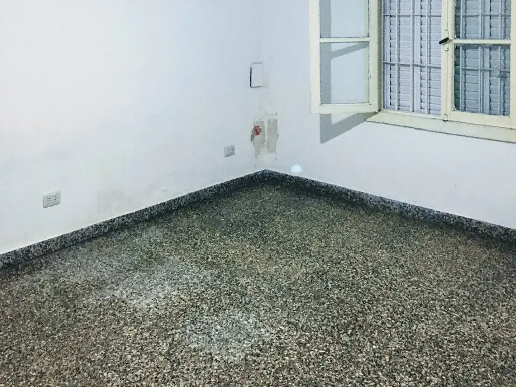 Foto de DEPARTAMENTO 2 AMBIENTES CON PATIO, imagen 4