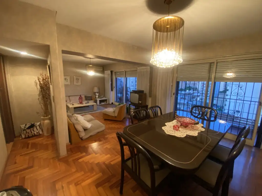 Foto de EXCELENTE CALIDAD, 127M2, GRAN PISO DE 4 AMB AL FRTE, COCHERA, A MTS, imagen 4