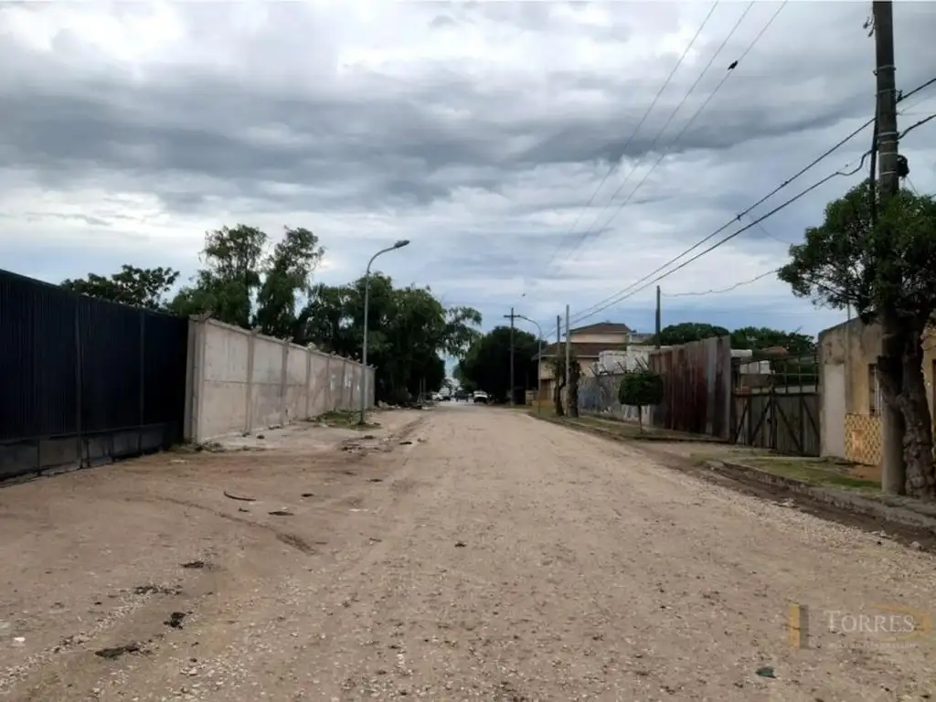 Foto de LOSA DE 150 m2 a una cuadra de ruta 88 con dos locales, imagen 3