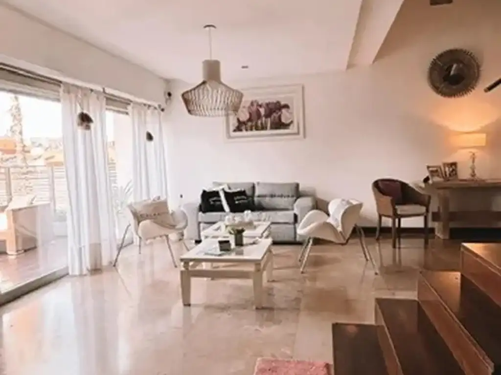 Foto de EXCELENTE CASA EN BARRIO NAON, imagen 5