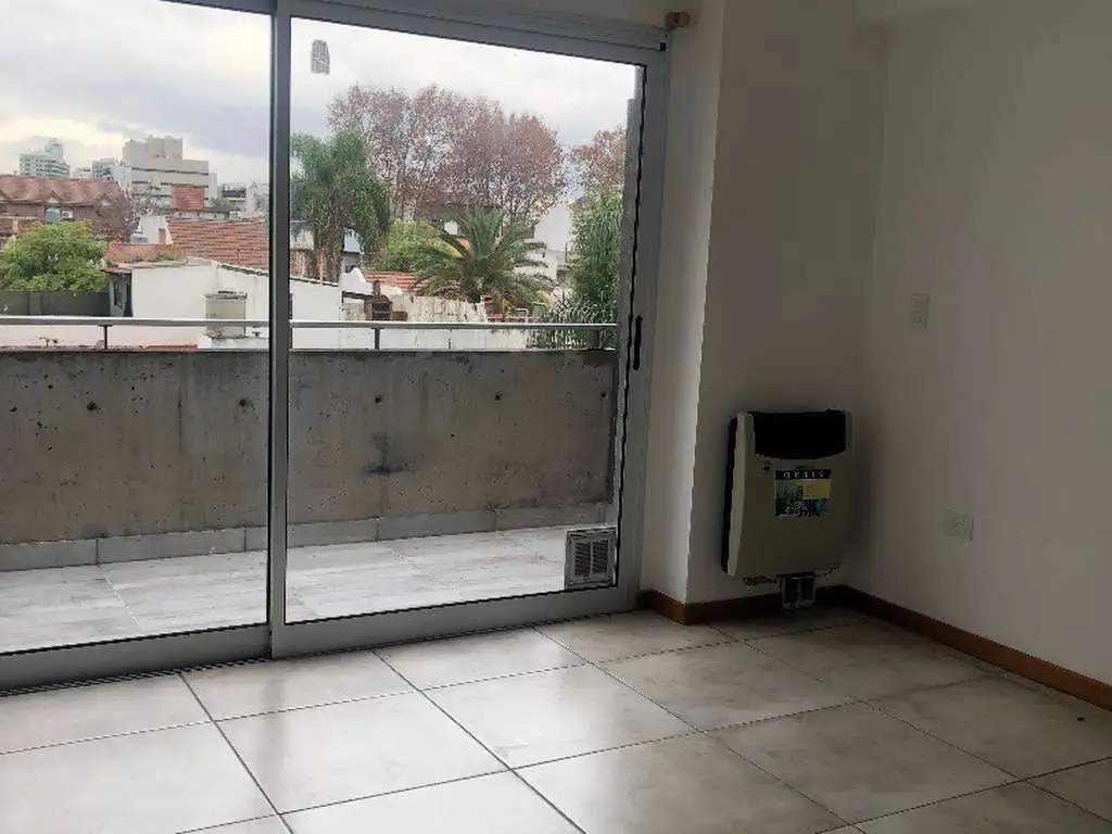 Foto de 1 ambiente con balcon, imagen 2