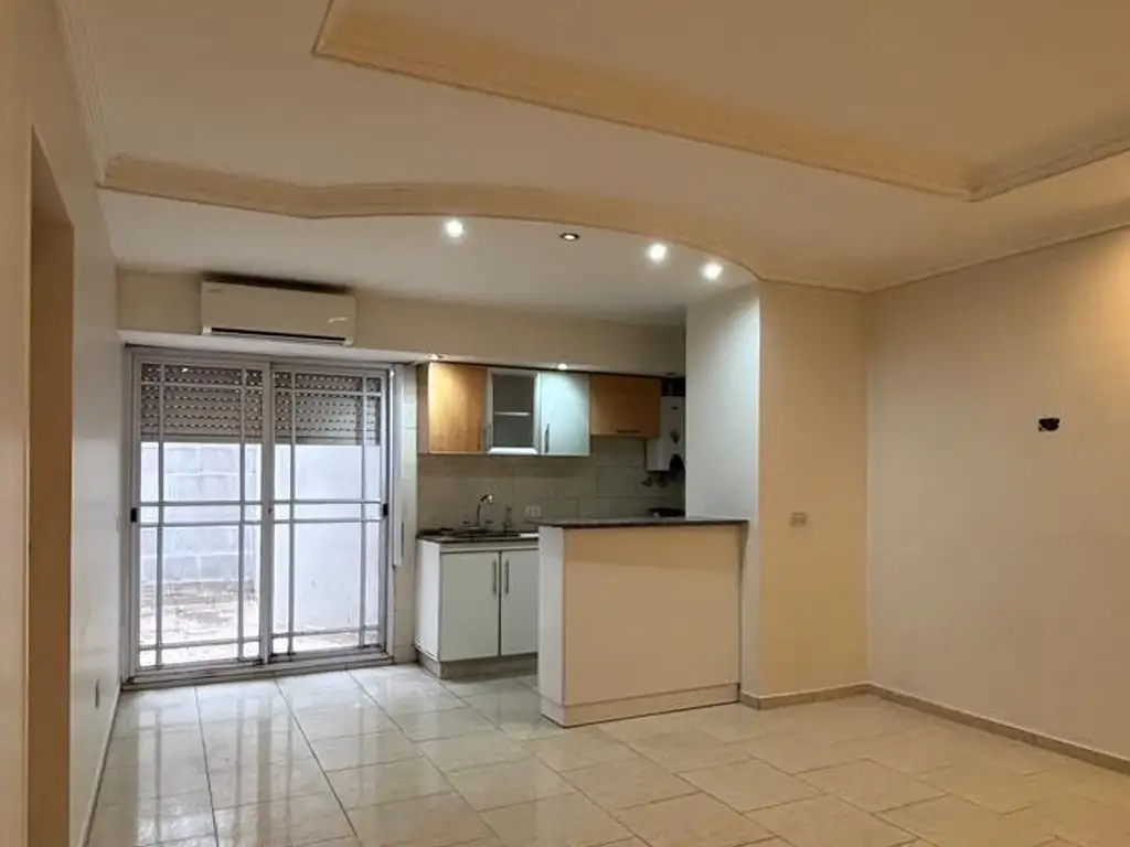 Foto de PH EN PLANTA BAJA CON PATIO, imagen 1