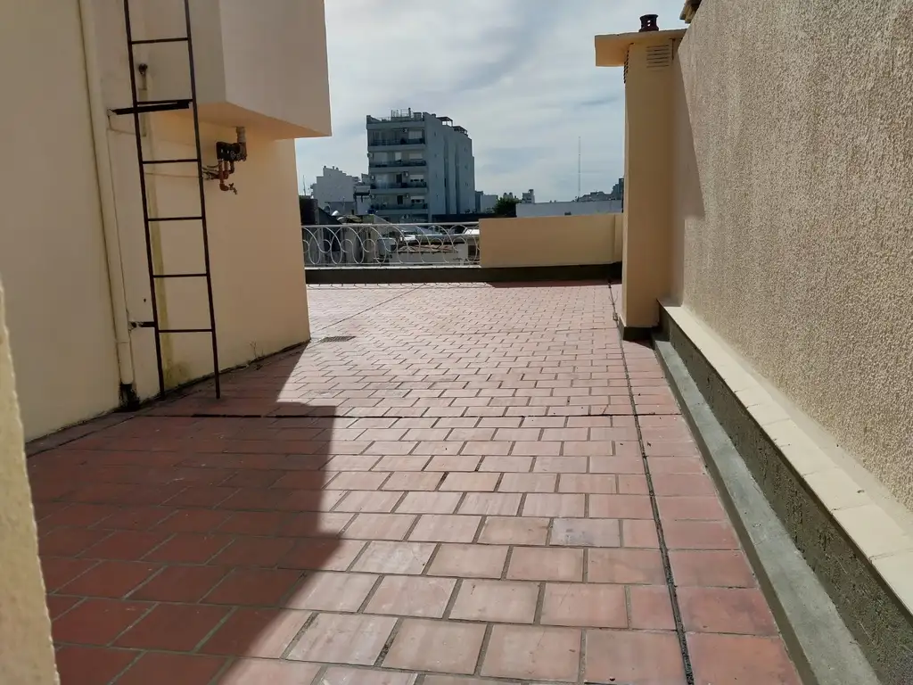 Foto de Excep Casa c-Gje y -Galpon 80 m2 OPORTUNDIAD !!!!, imagen 4