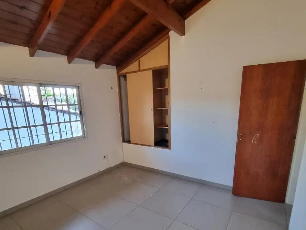 Foto de Excelente Duplex 3 ambientes c/ent. auto y patio maximo 3 personas sin, imagen 4