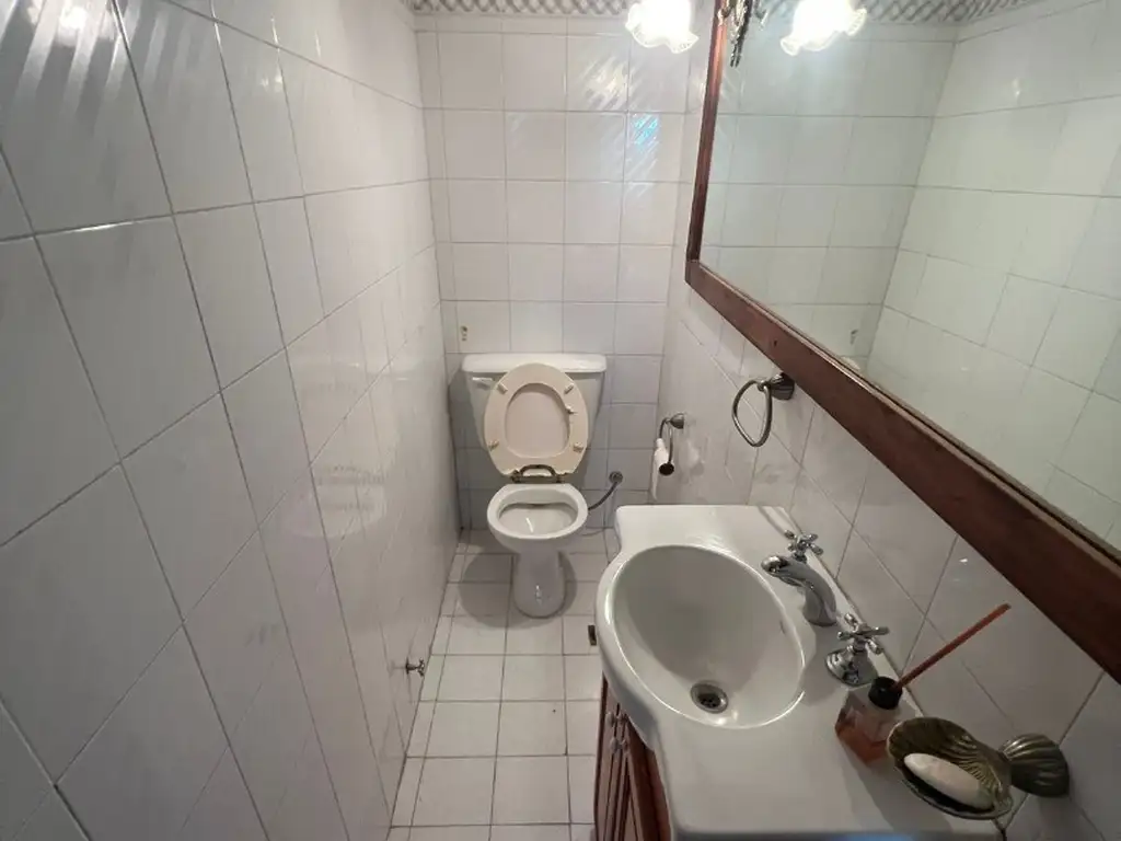 Foto de Venta chalet Zona Varese 7 ambientes, imagen 2