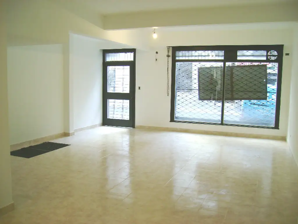 Foto de LOCALES - CON VIVIENDA - SAN TELMO, CAPITAL FEDERAL, imagen 2