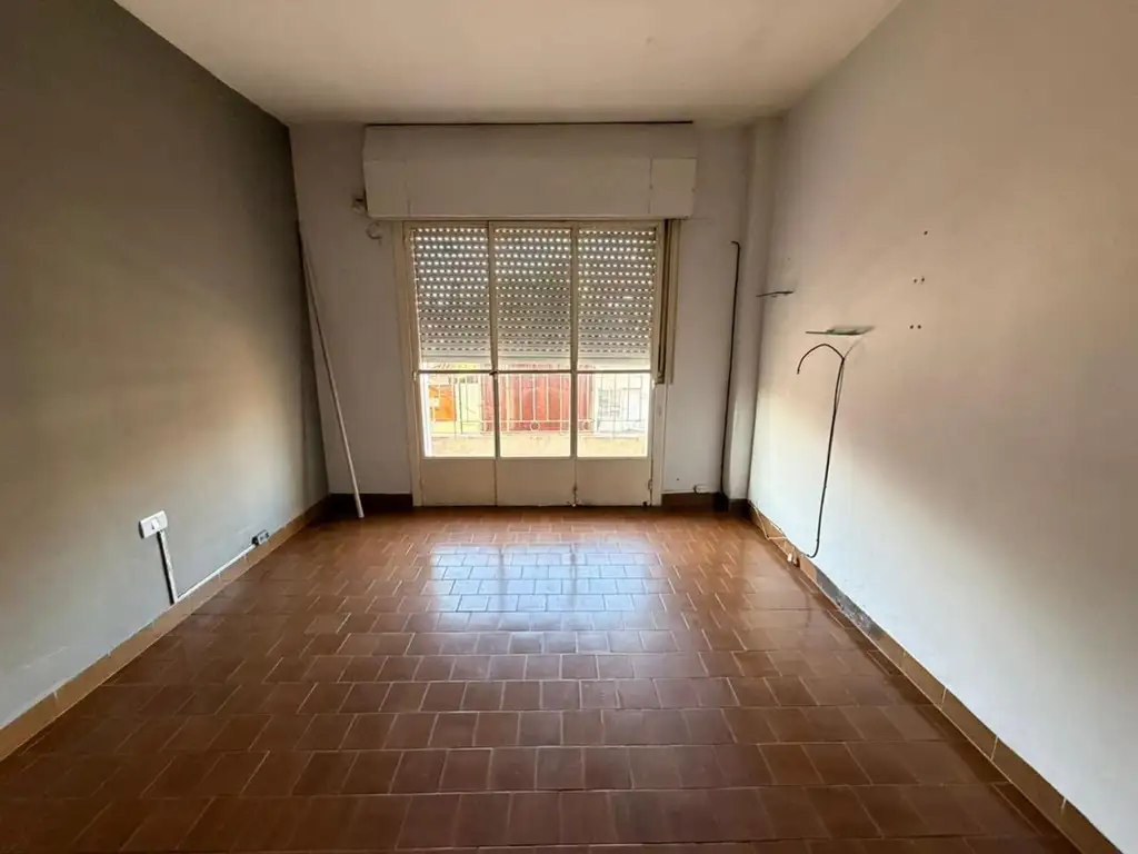 Foto de Departamento 3 ambientes tipo casa - Ituzaingó, imagen 2