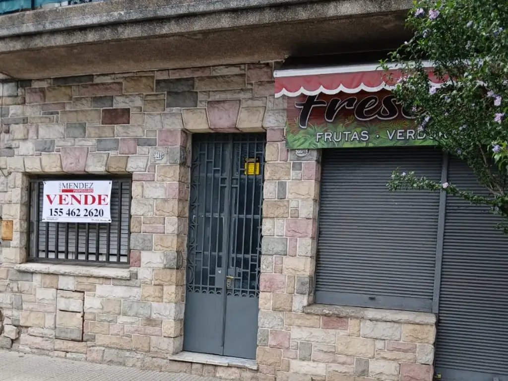 Foto de LOCAL CON VIVIENDA A RECICLAR, imagen 1