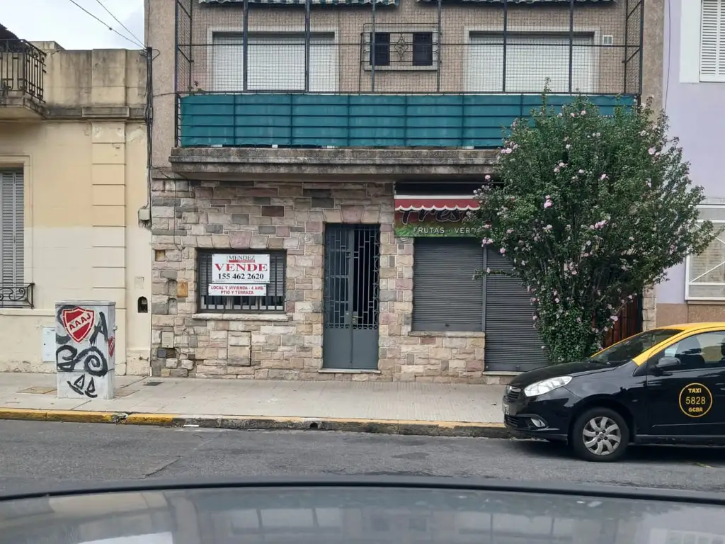 Foto de LOCAL CON VIVIENDA A RECICLAR, imagen 2