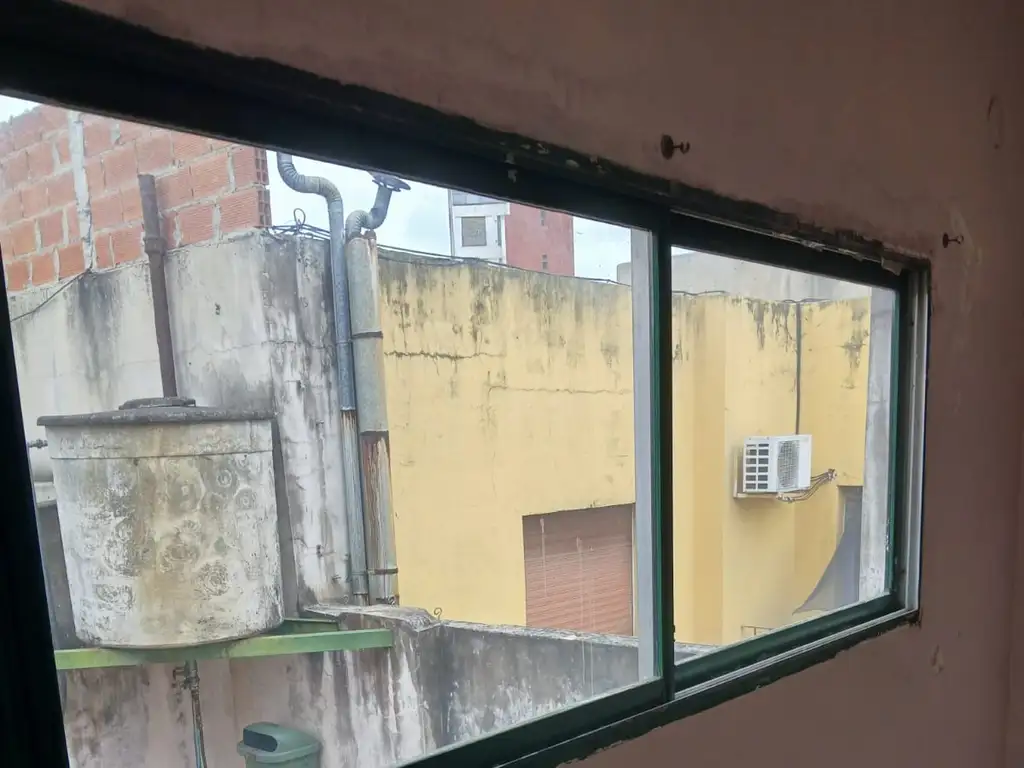 Foto de LOCAL CON VIVIENDA A RECICLAR, imagen 5