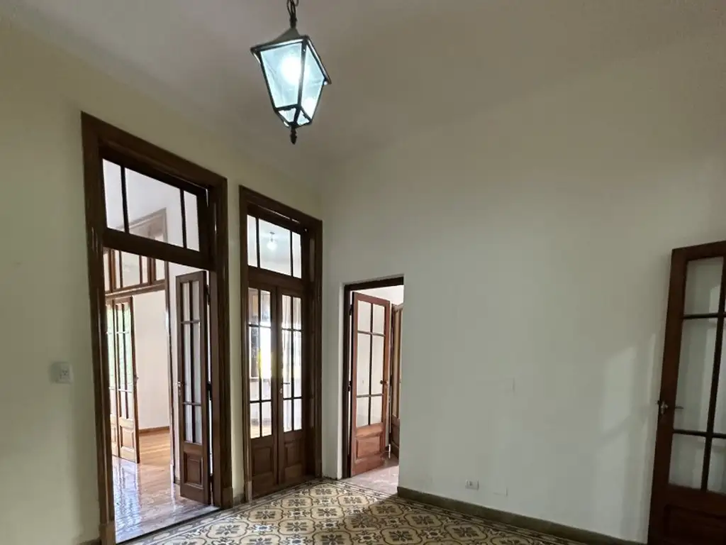 Foto de EXCELENTE PISO UNICO EN ESQUINA 6 AMB. CON TERRAZA SOLO PARA USO, imagen 5
