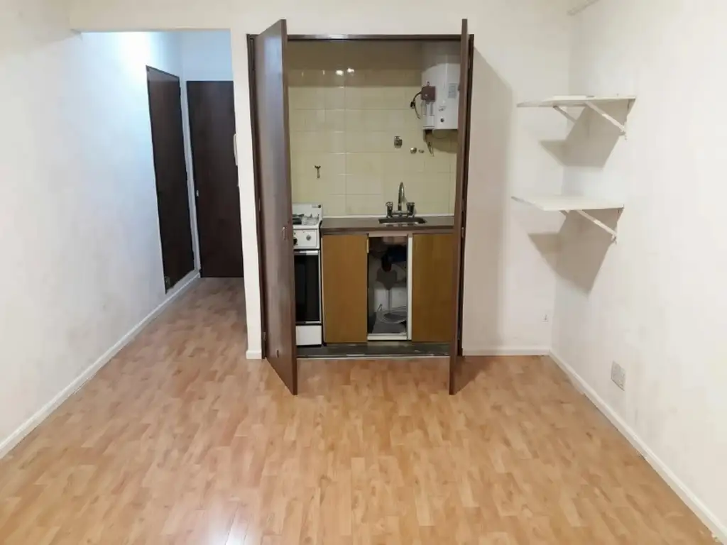 Foto de Monoambiente APTO CRÉDITO en Monserrat — USD 60.000, a metros del, imagen 2