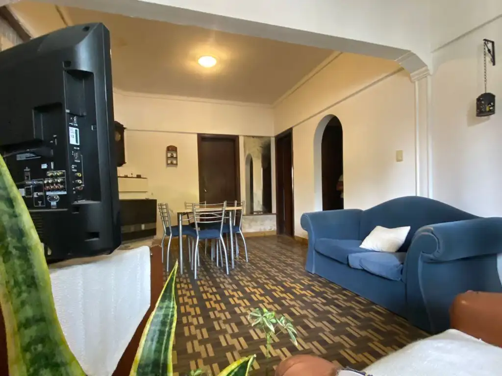 Foto de VENTA. CASA DE 3 AMBIENTES CON LOCAL. CORDOBA Y AVELLANEDA. MAR DEL, imagen 4